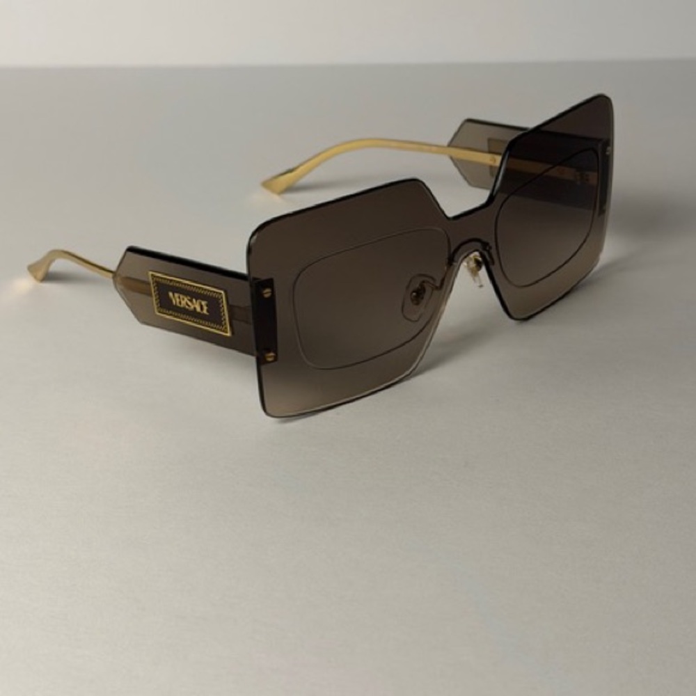 Versace Mod 2277 1002/6l Brown Sunglasses New Authentic